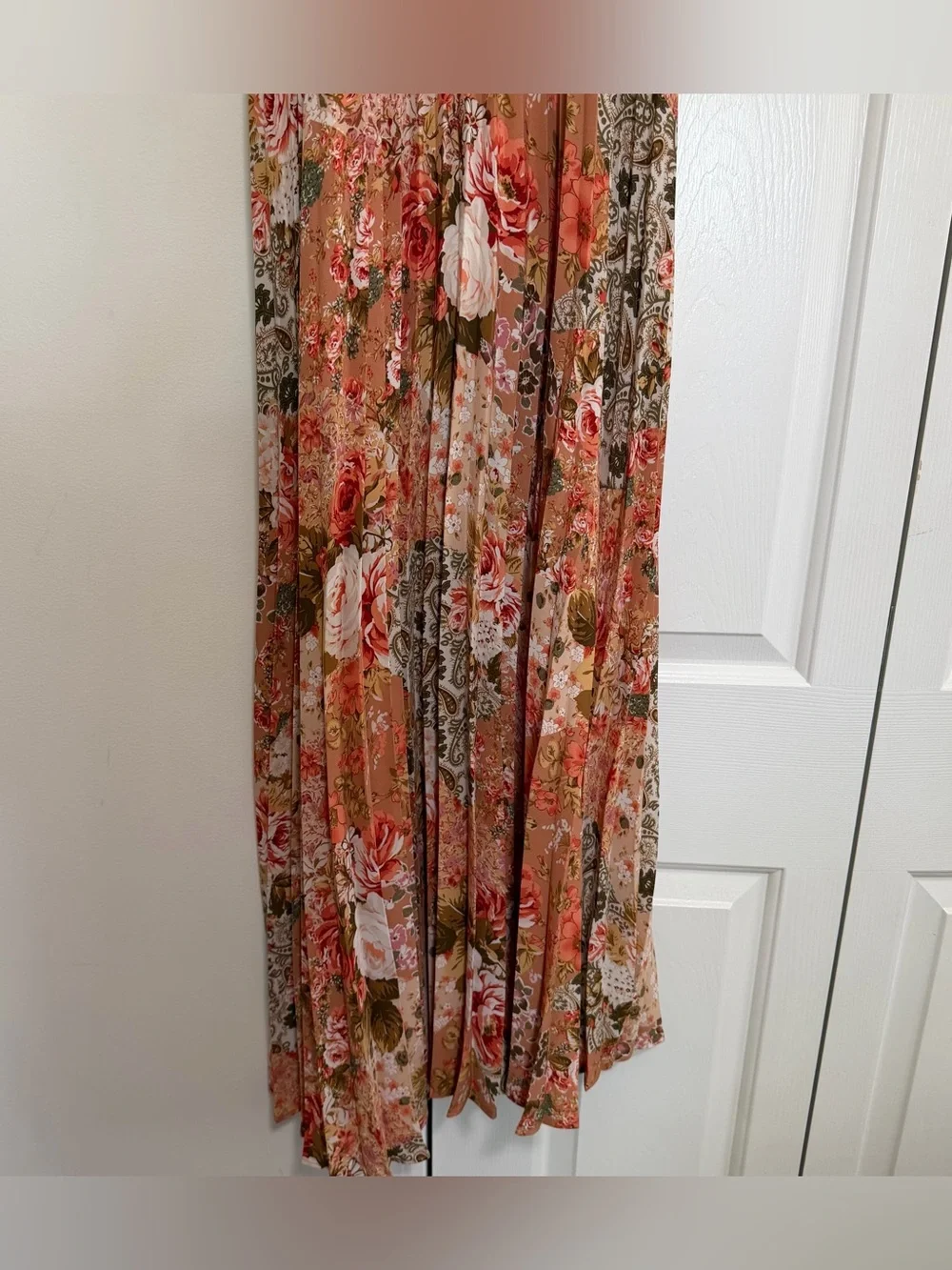 Jessica Simpson Floral Long Pleated Dress Size Small, NWOT